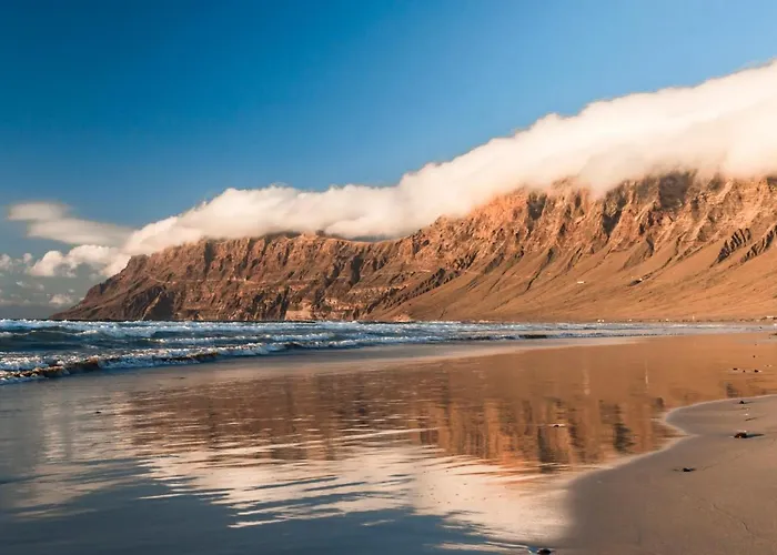 Home2book Cozy Puerto del Carmen (Lanzarote)